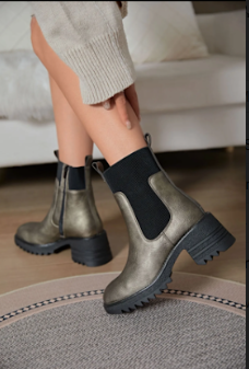 Bottes en cuir à talon