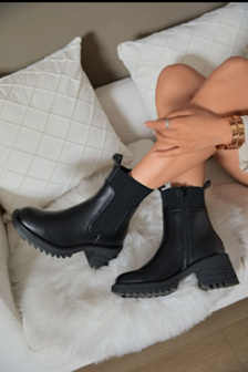 Bottes en cuir à talon